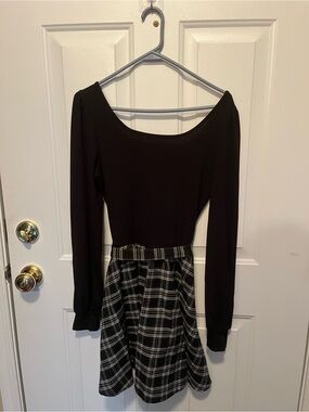 SHEIN Black Top with Black-and-White Plaid Skirt Long-Sleeve Dress